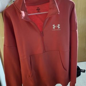 Under Armour 1/2 zip Women's large